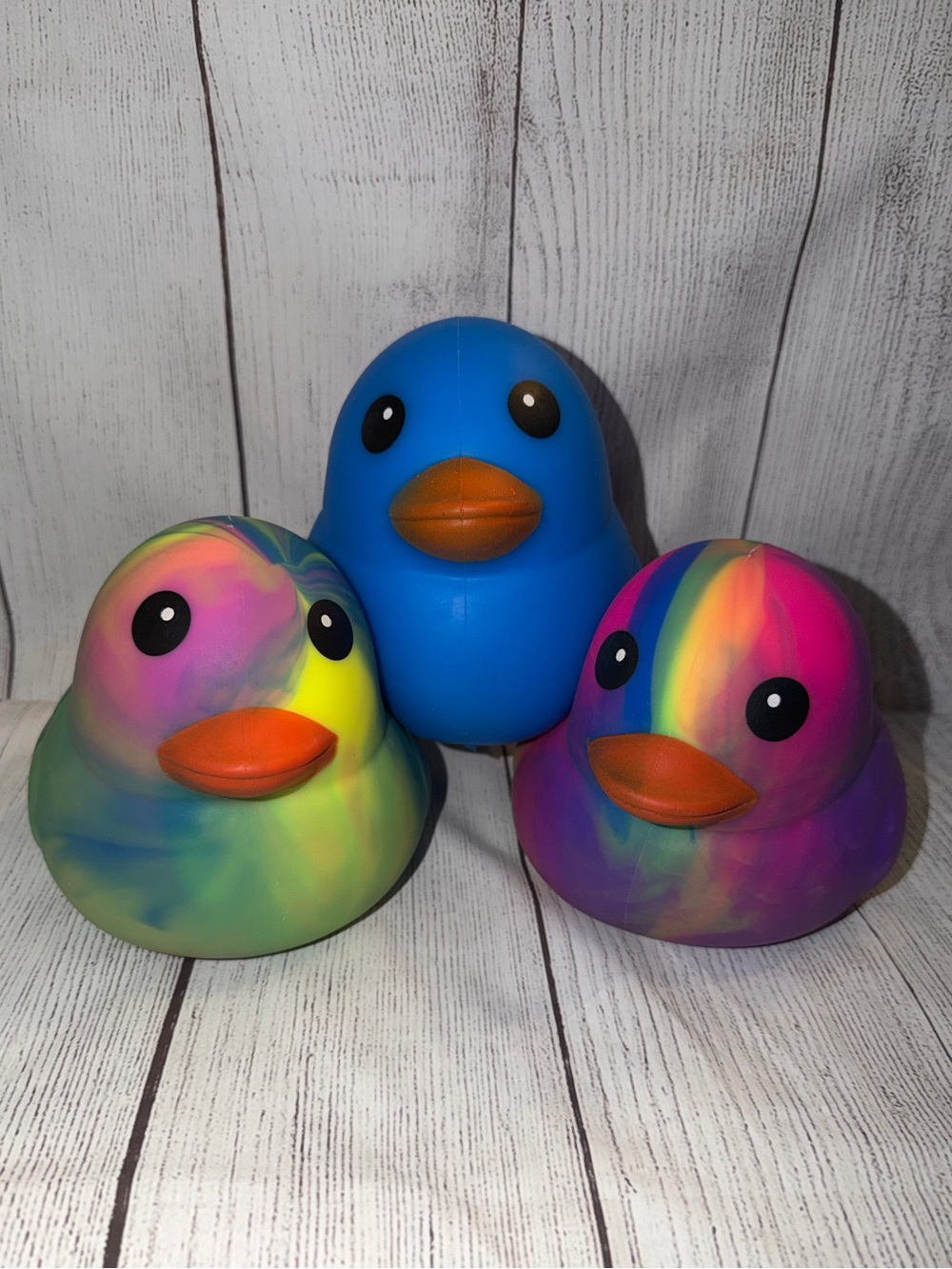 Set of 3 - Sunny Days Jumbo Squeeezy Tie-Dye, Blue Ducks
